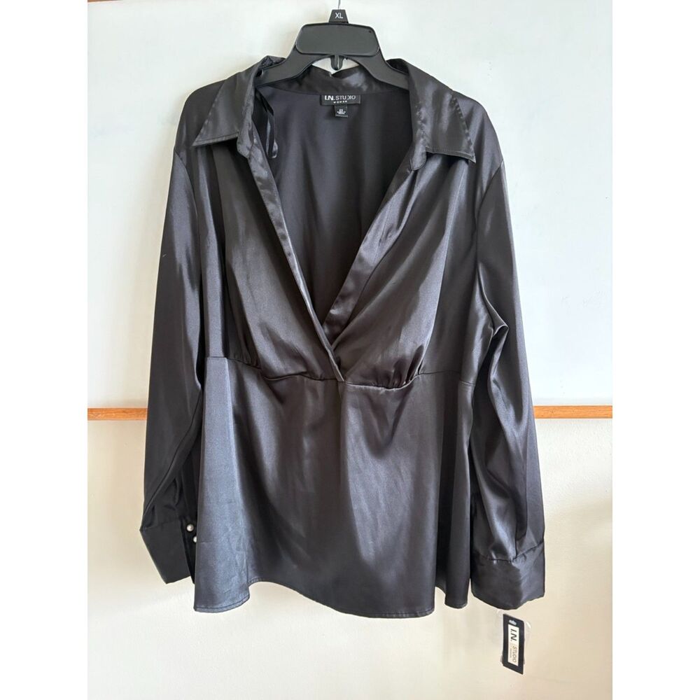 I.N. Studio Woman Black Satin Top, NWT, Size 2X